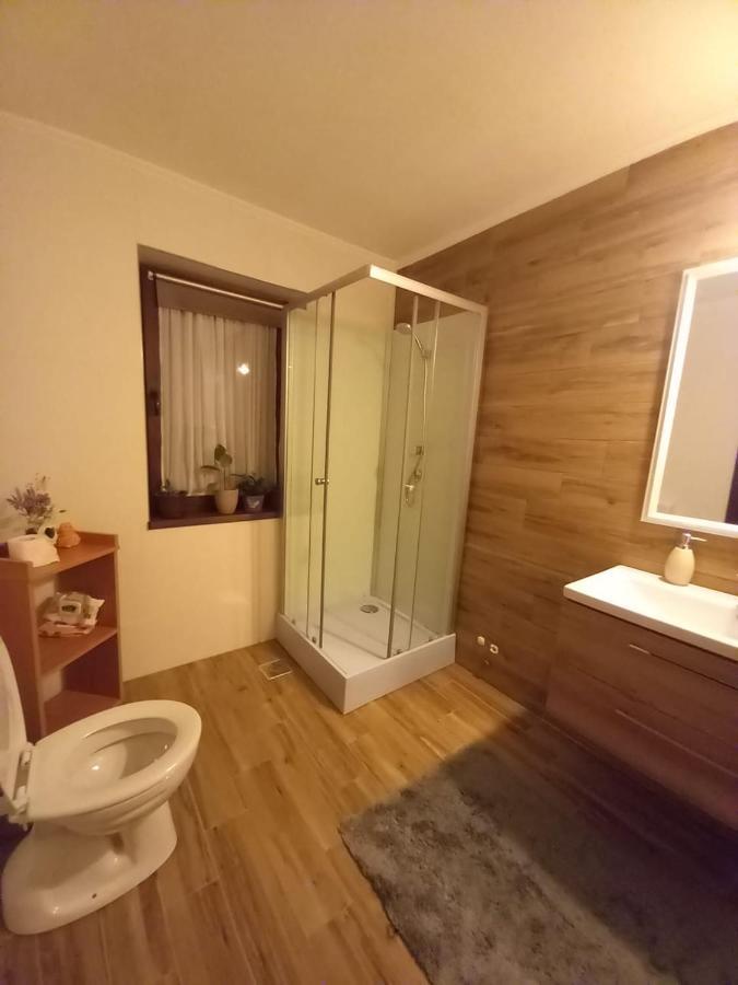 Casuta Din Deal Targu Neamt Ngoại thất bức ảnh